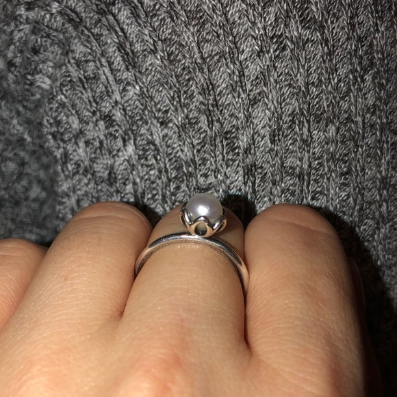 Pandora Ring - Picture 2 of 2